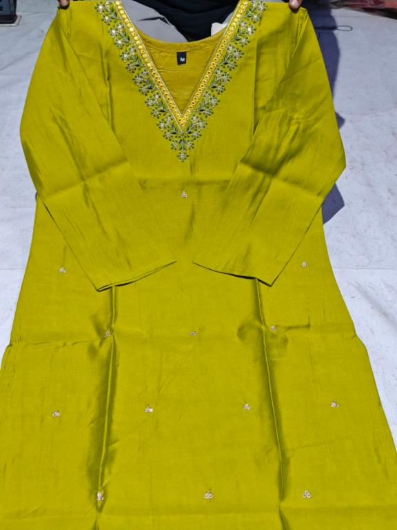Viscose-Cotton Embroidered Kurti with Inner!