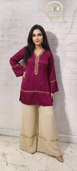 Magenta Pink Satin Viscose Co-Ord Set with Lace Work!