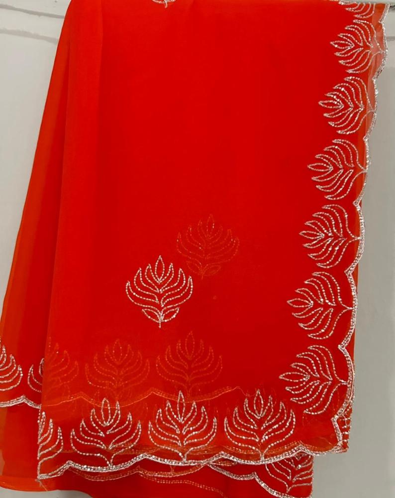 Royal Georgette Saree with Rose Border, Free Size