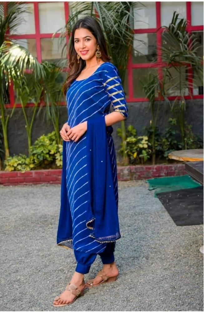 Women's Lehariya Rayon 3-Piece Kurta Set