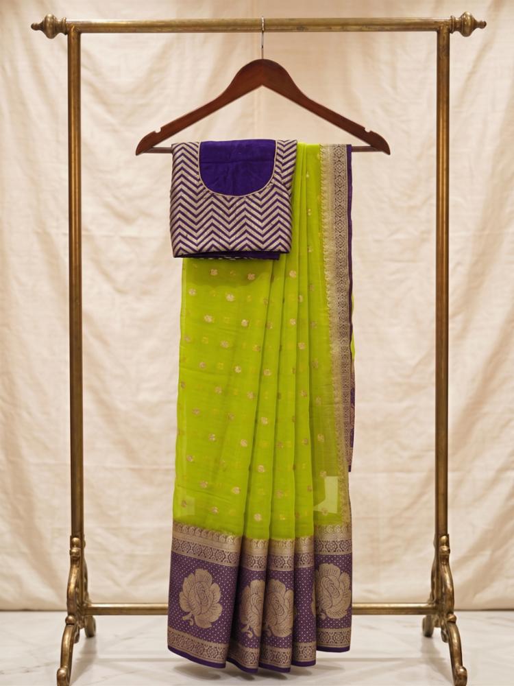 Pure Georgette Two-Shade Zari Weaving Saree with Lahriya Blouse