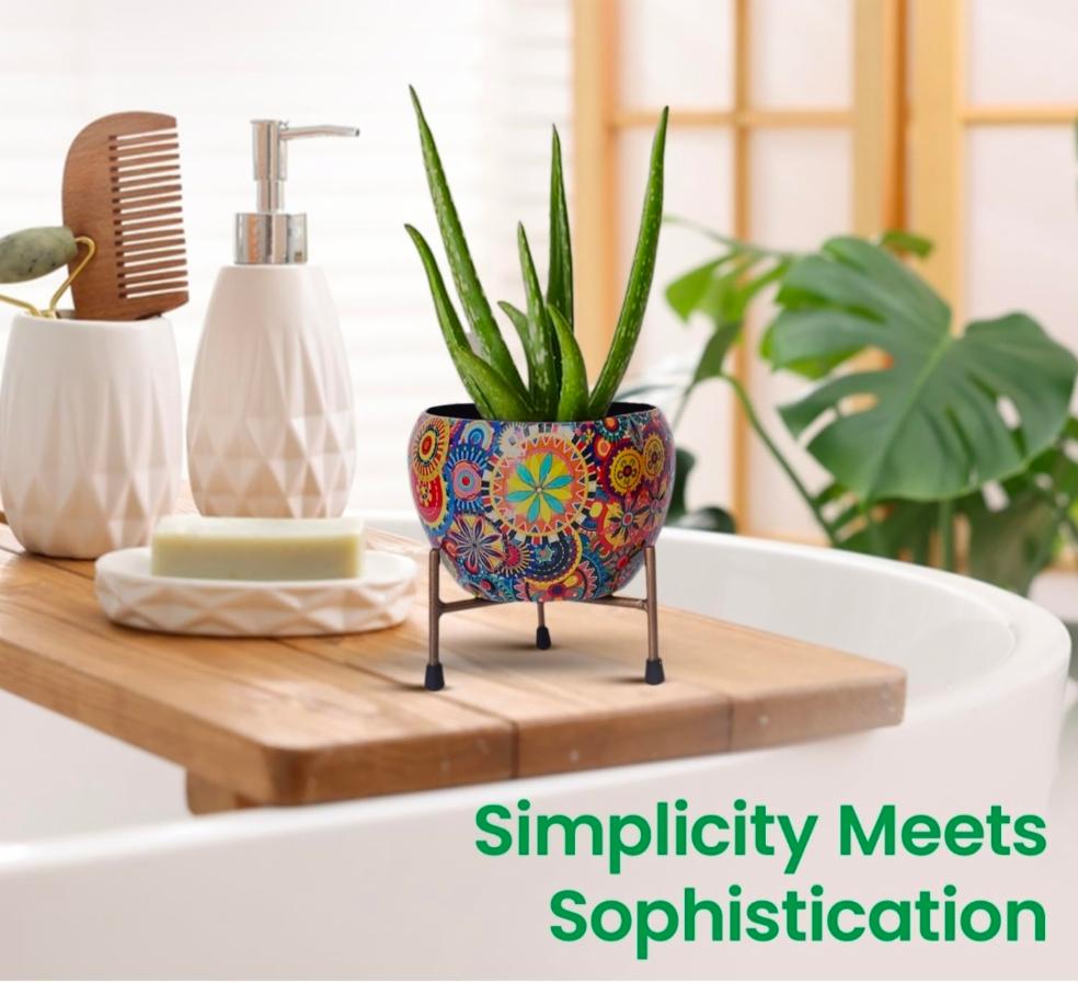 Metal Flower Vase Planter Pot with Iron Stand
