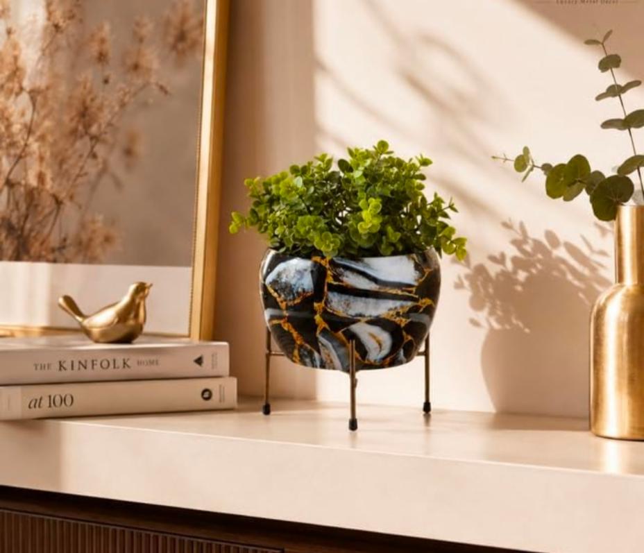 Metal Flower Vase Planter Pot with Iron Stand