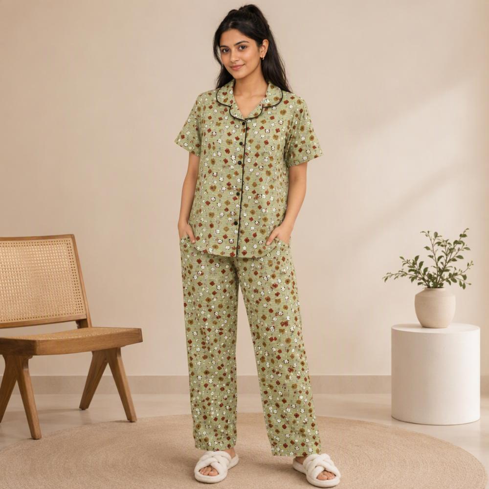 Womenâs Trendy Printed Night Suit with Pockets