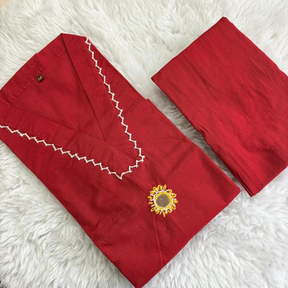 Womenâs Cotton Blend Kurti 2-Piece Set with Mirror Embroidery