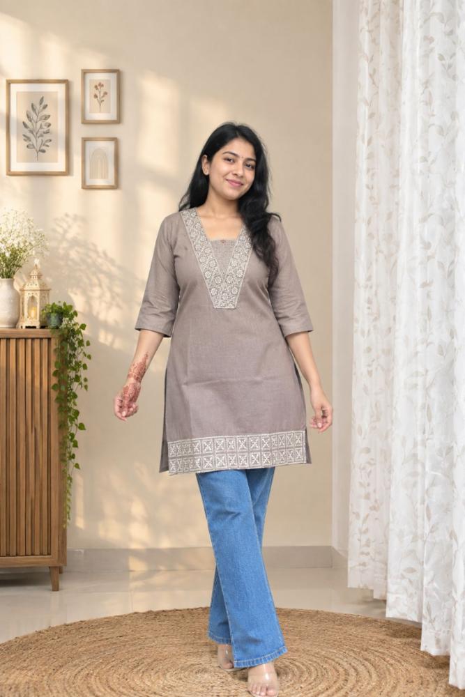Women's Embroidered Cotton Straight Kurti