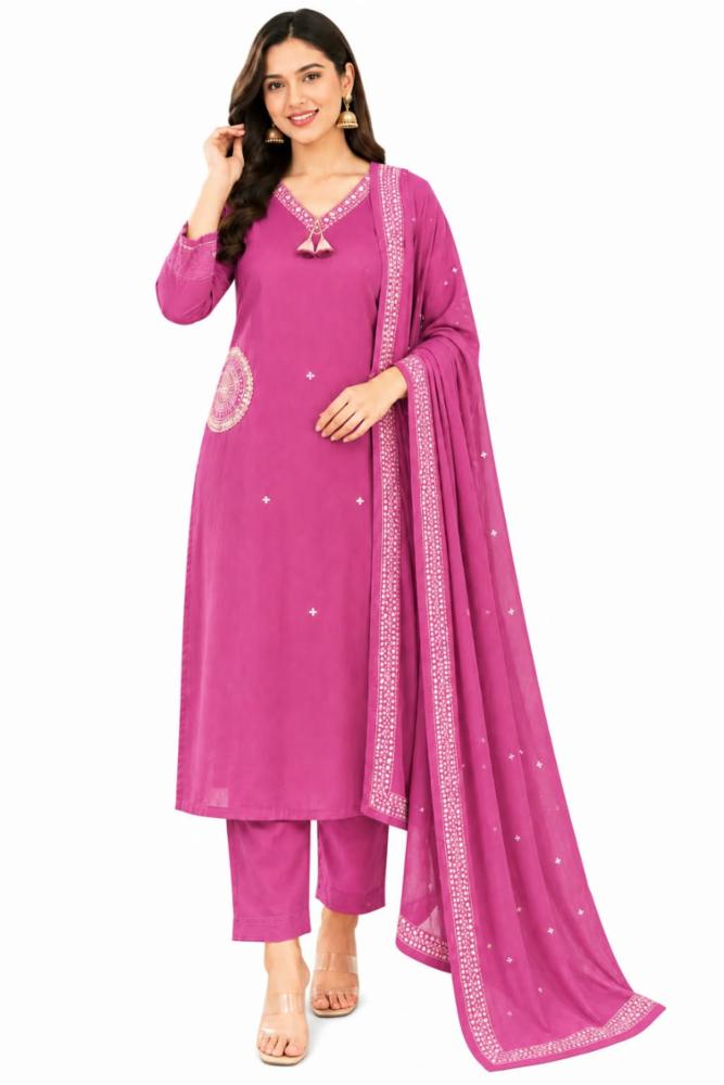Womenâs Beautiful Pink Kurti Pant & Dupatta Set
