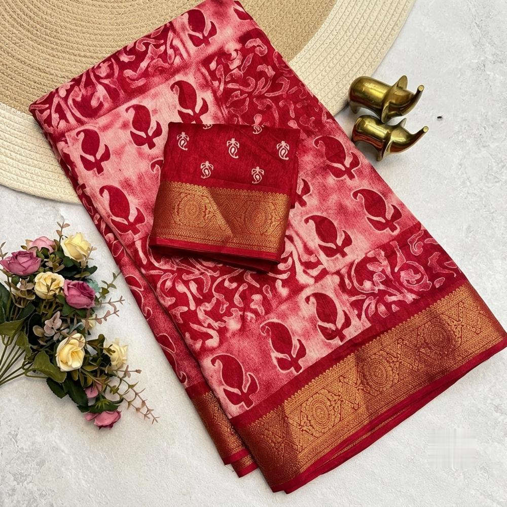 Dola Self Jacquard Saree with Golden Weaving Border and Floral Print, Running Blouse