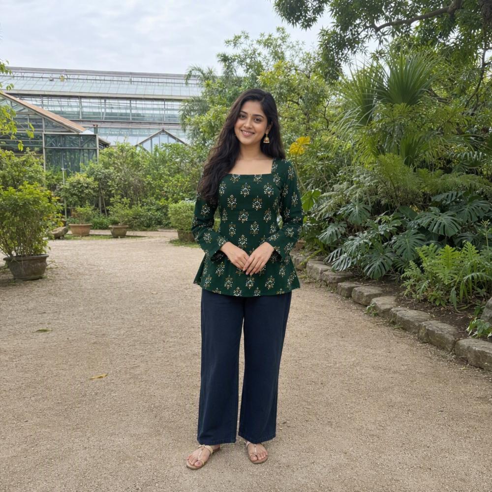 Women Dark Green Floral Printed Rayon Kurti