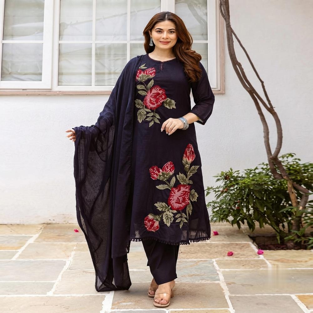Womenâs Mul Cotton Embroidered Kurta Pant and Dupatta Set