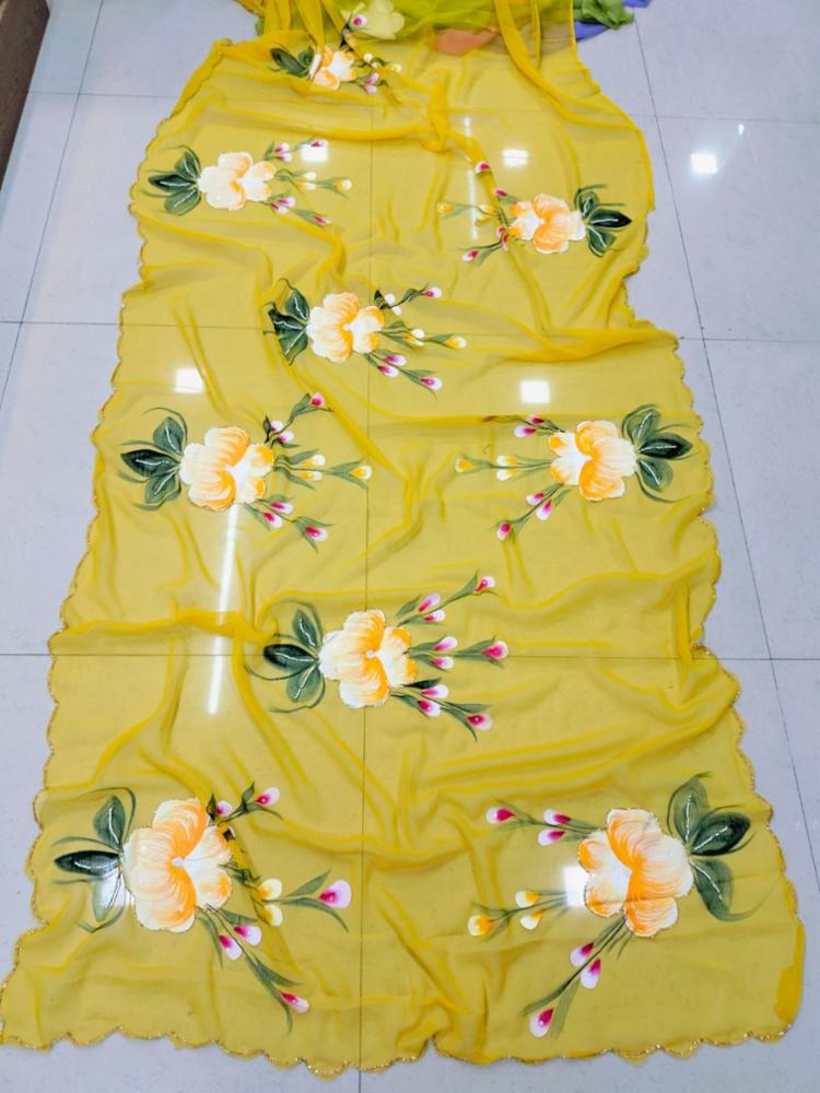 Soft Chiffon Floral Print Saree with Cutwork Border and Blouse
