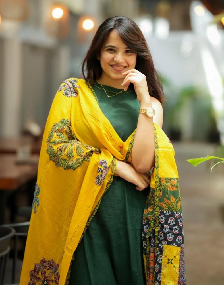 Handloom Cotton Kurti Set with Linen Dupatta & Palazzo