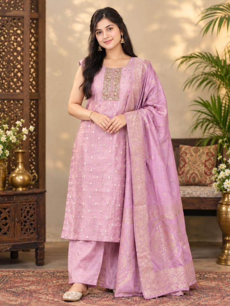 Pastel Lilac Embroidered Silk Kurta Set with Zari Dupatta
