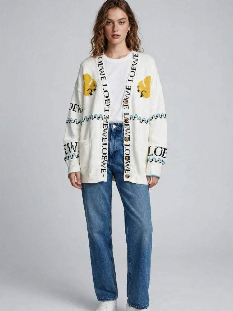 Womenâs White Woollen Sweater with Squirrel Print â XXL