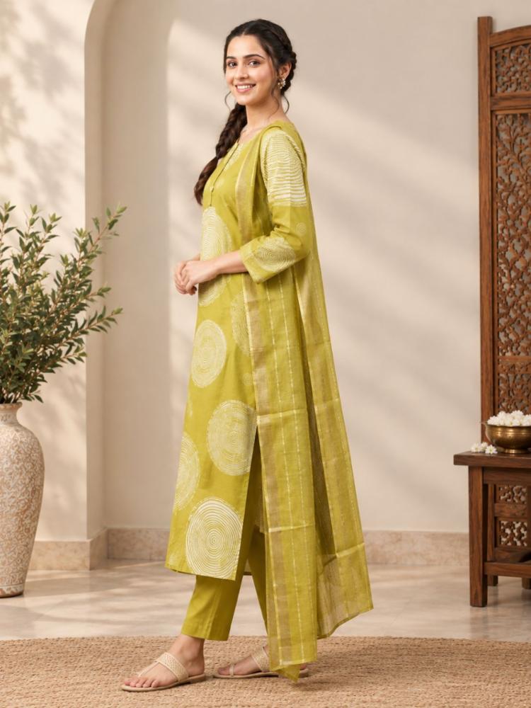 Elegant Printed Rayon Kurta Set With Dupatta