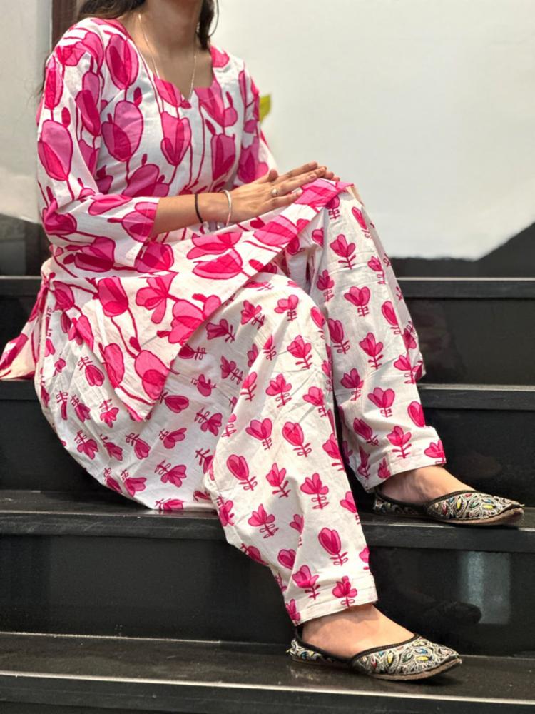 Womenâs Pure Cotton Printed Kurta Salwar Set