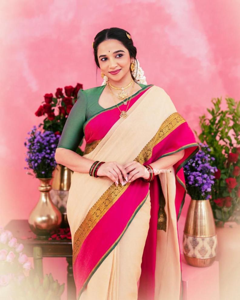 Pure Mul Cotton Saree with Designed Border